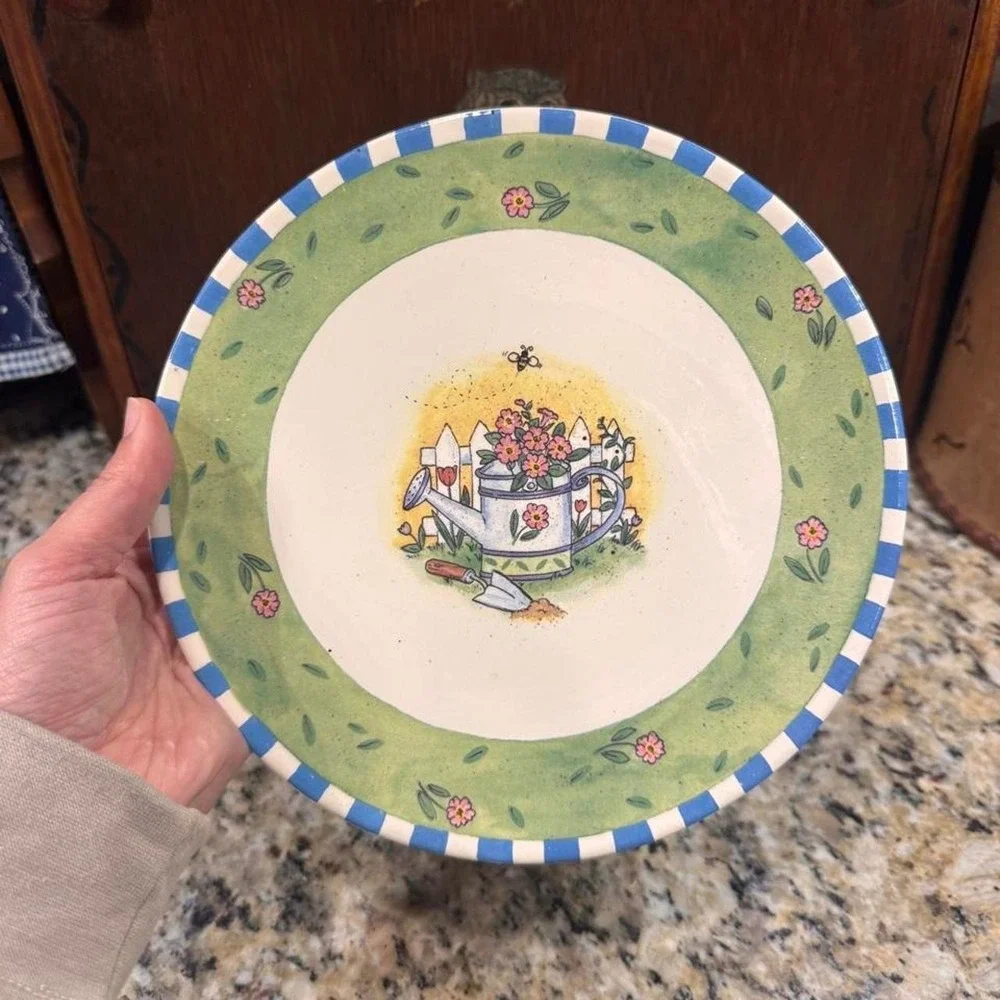 Vintage decorative plate